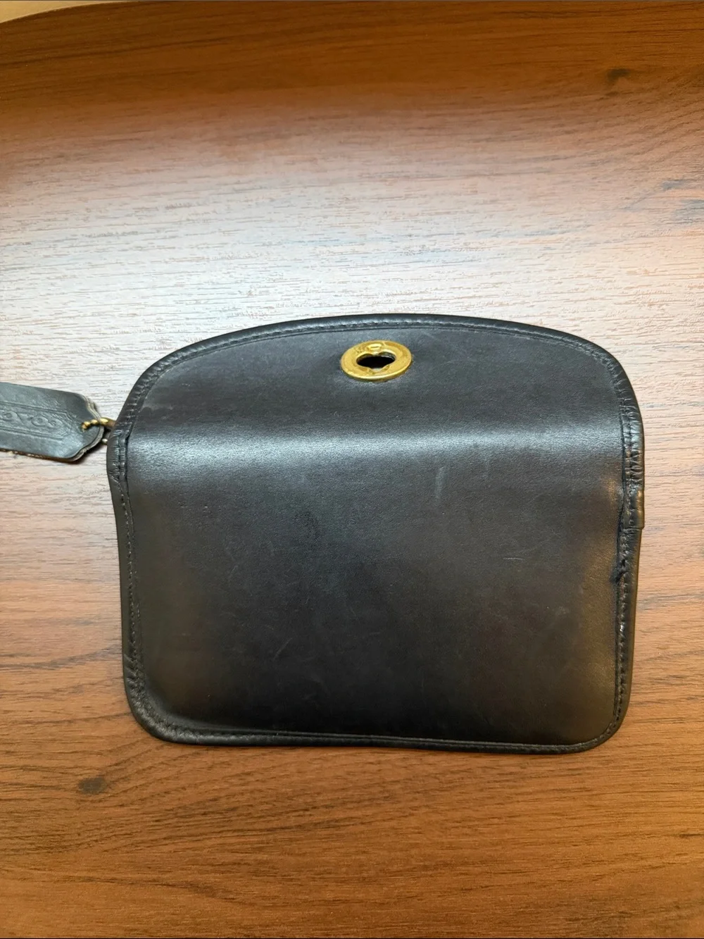 Vintage Coach Black Leather Turnlock Wallet with Gold Hardware - Picture 3 of 3